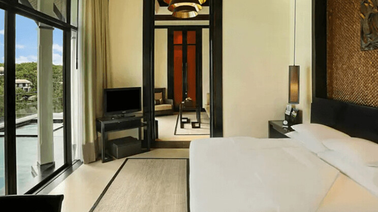 Royal Banyan Ocean Pool Villa 